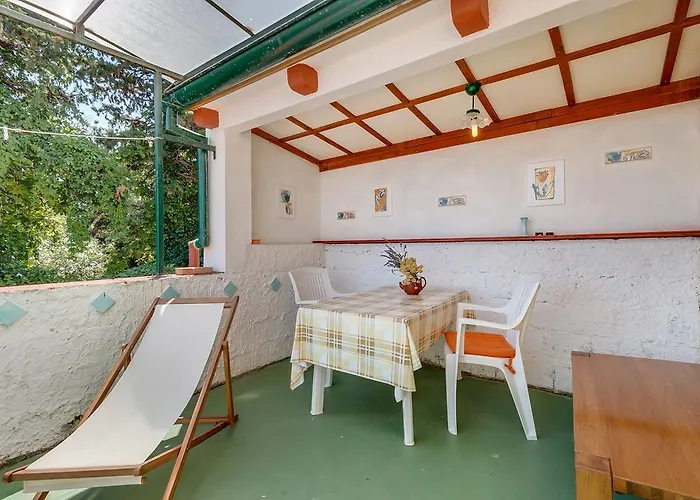 شقة Josip & Maria Veli Lošinj